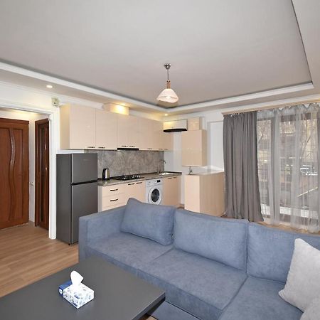 יירבאן 19Tumanyan Excellent Apartment In The Centre Of Capital מראה חיצוני תמונה